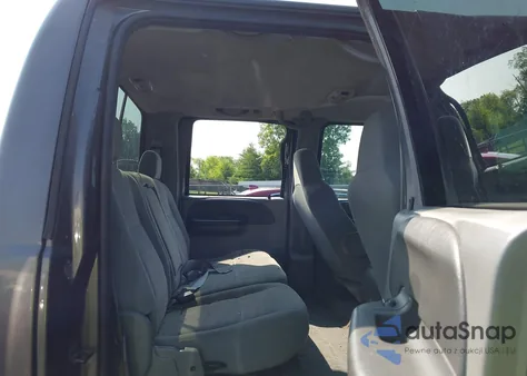 2004 Ford F250 Super Duty из США, поврежденный, VIN 1FTNW21L24EA98174